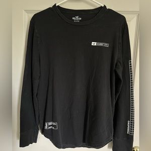 Hollister Light weight, long sleeve mens Tee size Small - non smoking house